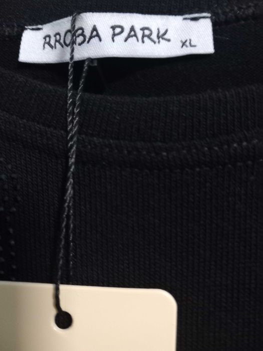 Нова с етикет блуза