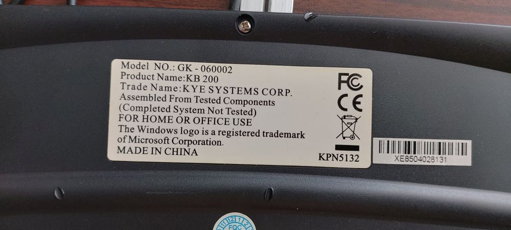 Клавиатура Genius KB 200