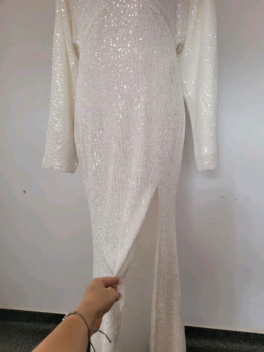 Rochie albă cu paiete