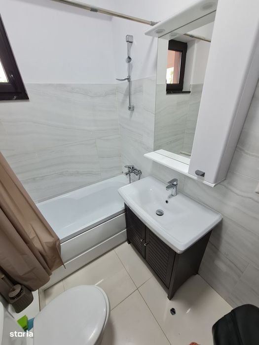 Zona Primăriei-bloc nou- 3 camere mobilate și utilate, 66 mp