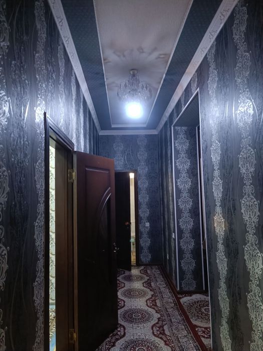 Ijaraga beriladi. Cho’tqara katejdan. 4 xonali, 2 ta sanuzel.