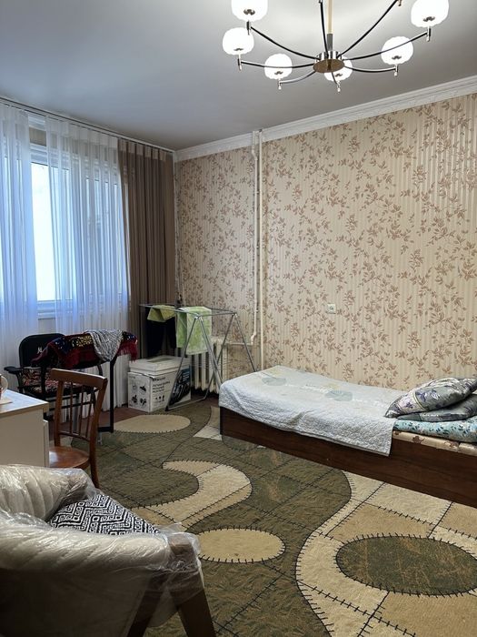 6/6/9. Сергели 2. Кввртира 143 м², дом блочный. Метро 500 м
