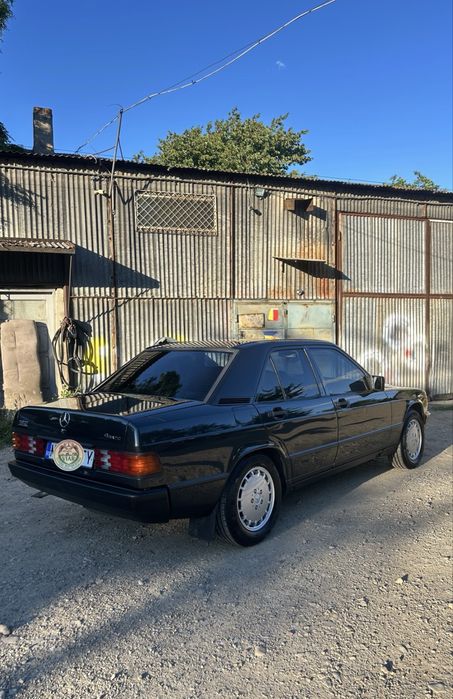MERCEDES-BENZ 190 1985 — imagine 3