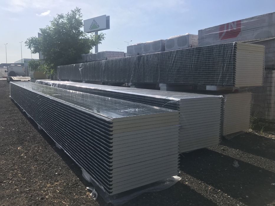 Panouri termoizolante tip sandwich pentru perete si acoperis