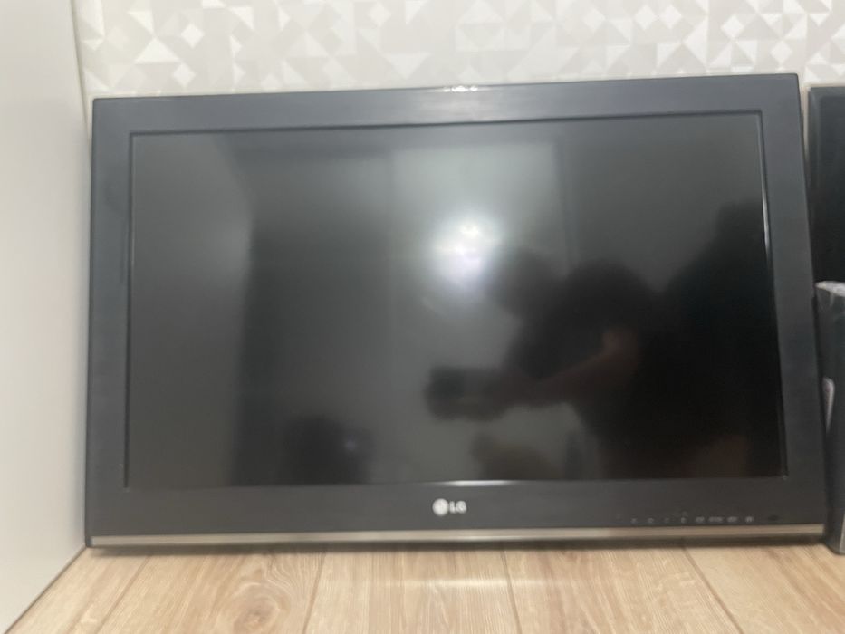 Телевизор жидкокристалический не Смарт