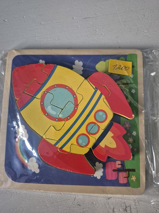 Развивающие игрушки продам