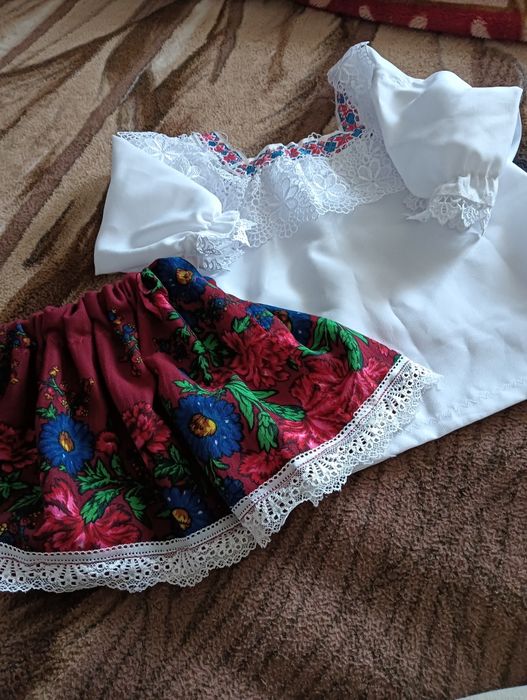 Costumaș tradițional de M.M.pentru vârsta de 6-12 luni maxim‼️