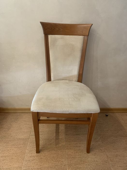 Комплект трапезни столове