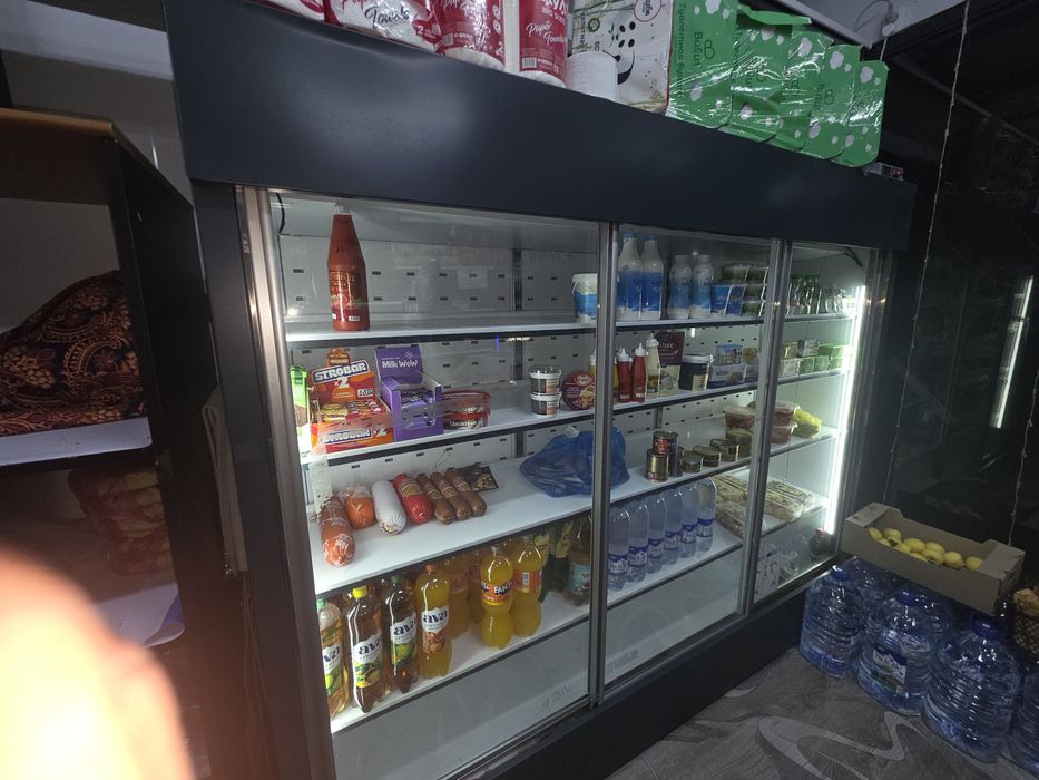 Всё с магазина холодильники ветриная  и т.д