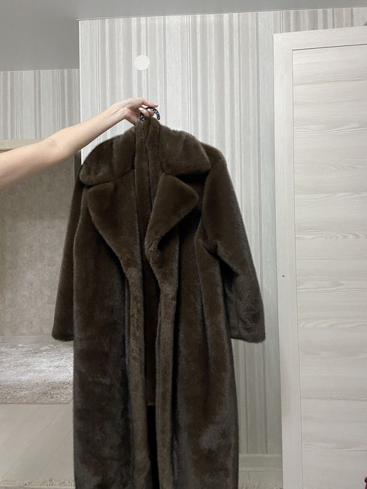 Продам эко шубу 60 тыс