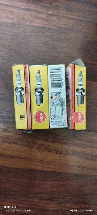 Продается комплект.