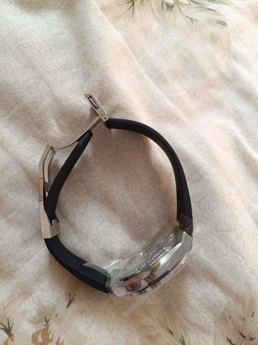 Часы женские HOBLOT