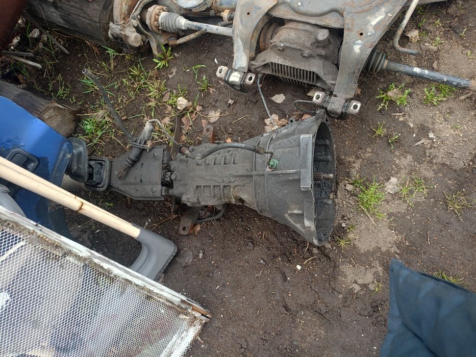 На омегу в . Седан