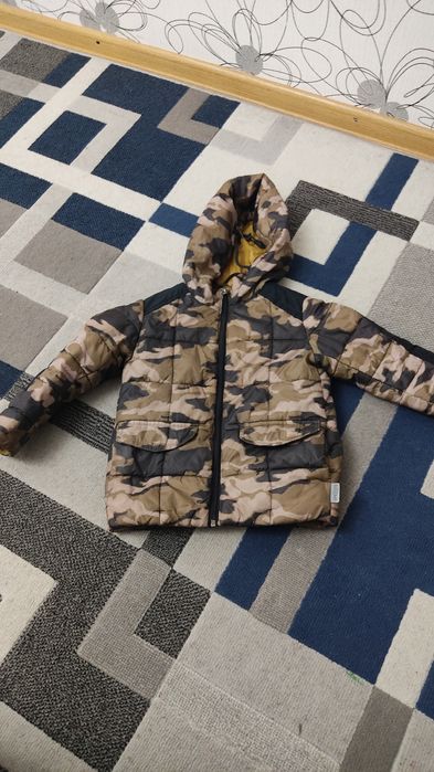 Детская куртка и комбинезон