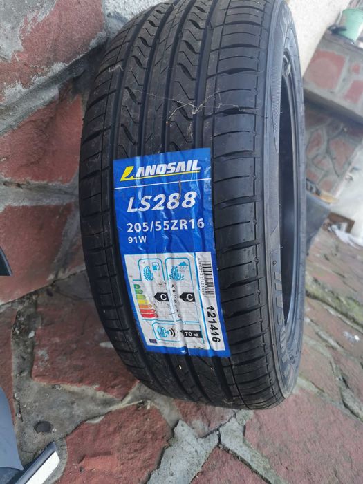 Нова 205х55х16 Гума с джанта Шкода Октавия