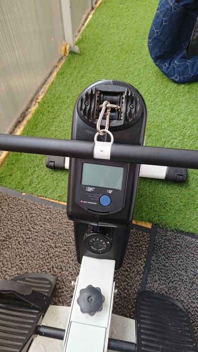 Rowing machine aparat de vâslit