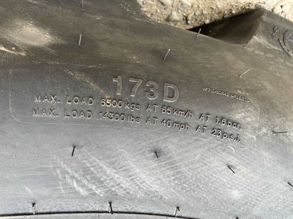 Cauciucuri noi BKT Radiale VF710/60R42 agricole de tractor spate