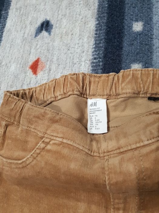 Pantaloni raiati H&M