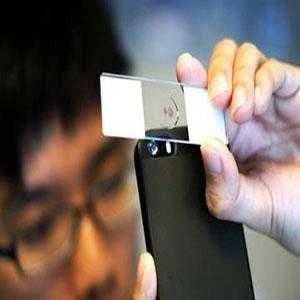 iMicro Q2 обектив- микроскоп за камера за iPhone.