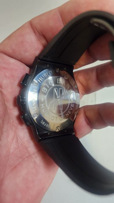 Продам японские кварцевые часы HUBLOT