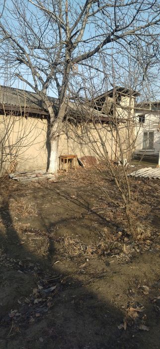 13-соток Срочно продаётся дом.