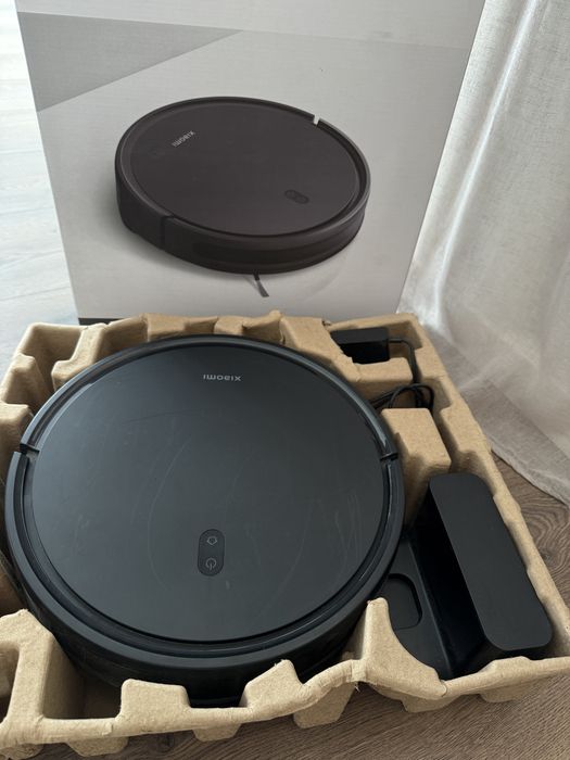 Xiaomi Robot Vacuum E10C – Aspirator robot + mop
