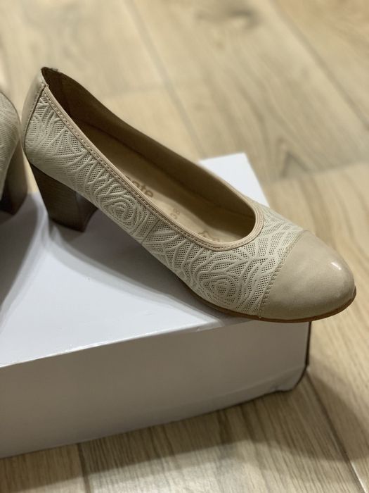 Pantofi BEJ piele REMONTE 38