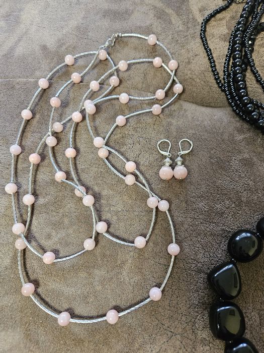 Ръчно изработени бижута