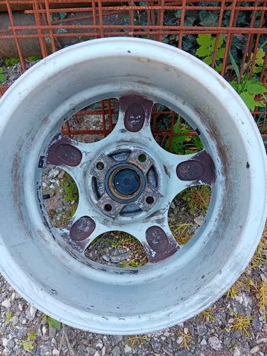 Продавам Джанти от Нисан примера 15ц