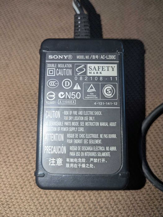 Pachet Complet Cameră Video Sony DCR-SX53E Carl Zeiss - Funcțională