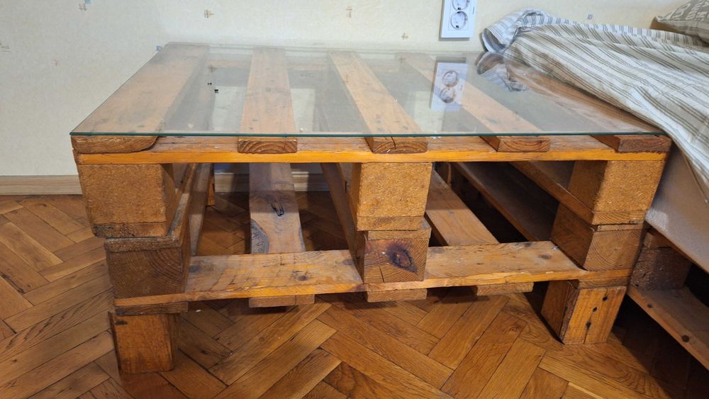 Маса от европалети, 80 х 64 см