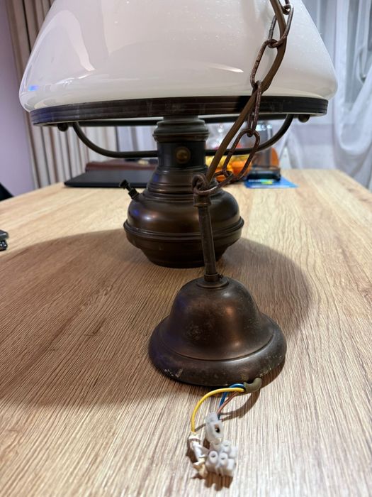 Lampă vintage de vanzare