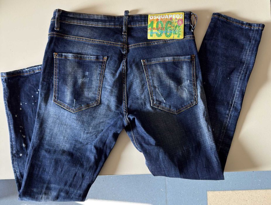 Продавам DSQ2 дънки и къси панталонки