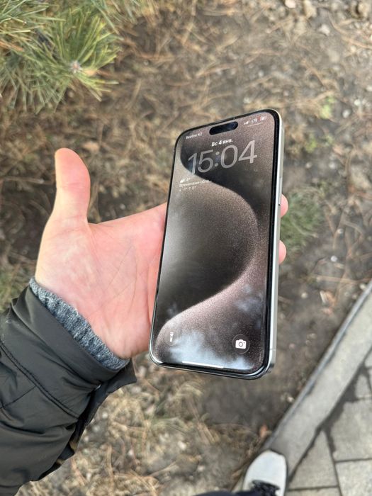 iPhone 15 pro max 512