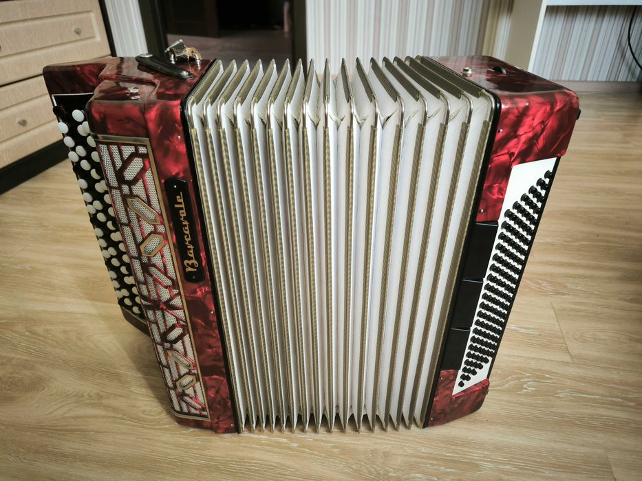 Баян пятирядный Barcarole