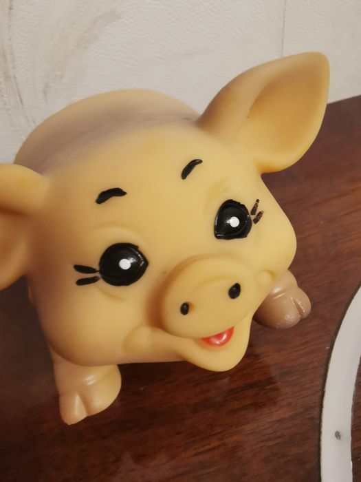 Игрушка. Поросенок. Из СССР. Ретро.