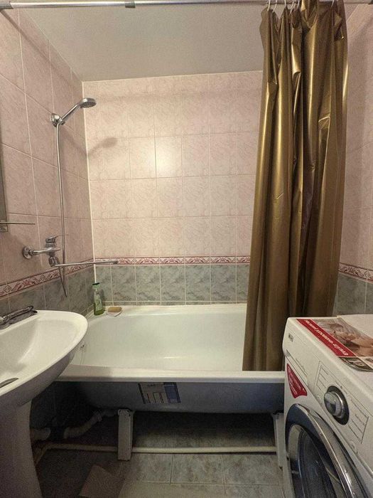 Продам 1кв р-н 23 школы