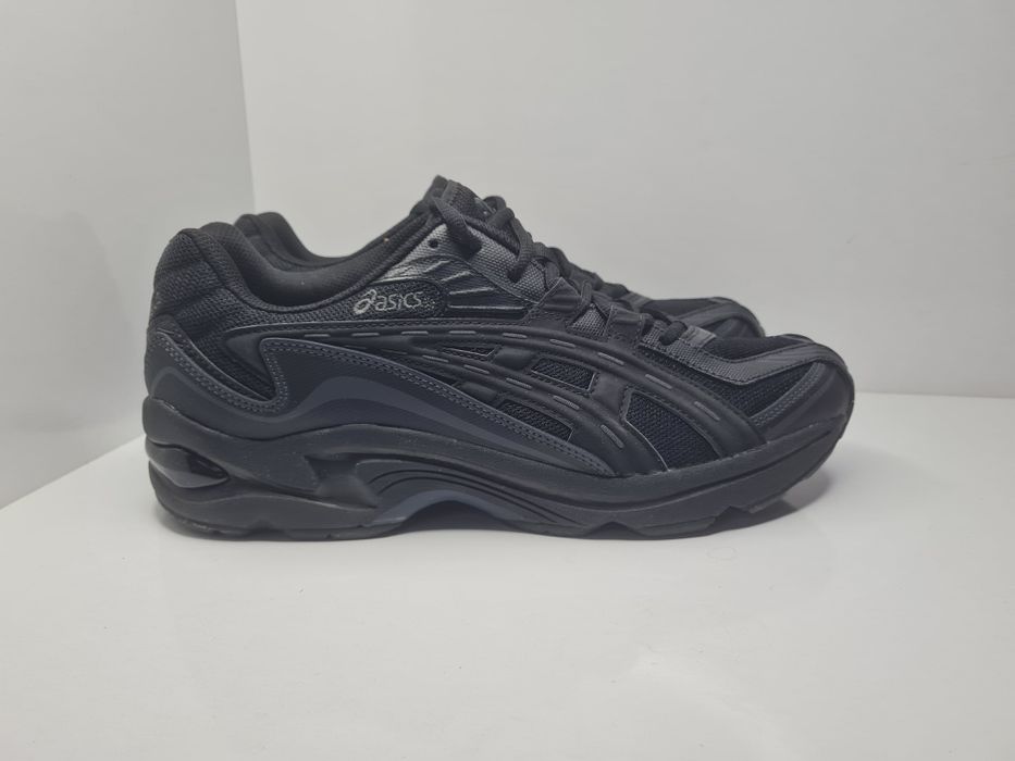 Маратонки Asics Gel Preleus 

Нови с кутия.

Размер 45 стелка 28.5 см.

Цена 80 евро.