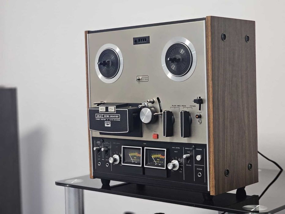 Magnetofon Akai GX-210D