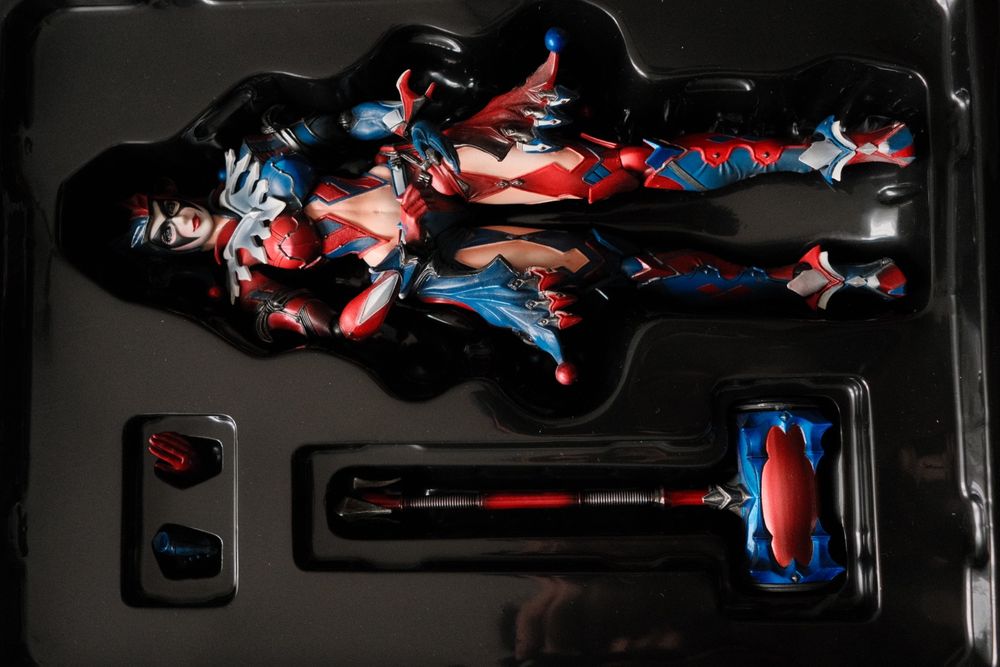 Harley Quinn Action Figure Play Arts Kai, DC Comics Variant, 25 cm