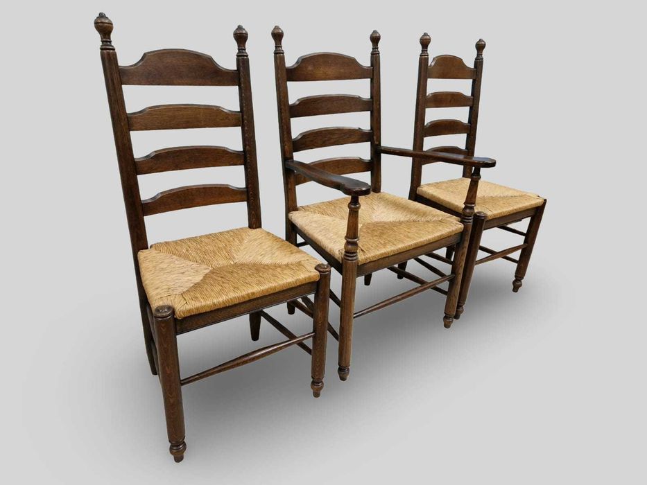 7 броя трапезни столове от масивен дъб и естествен ратан