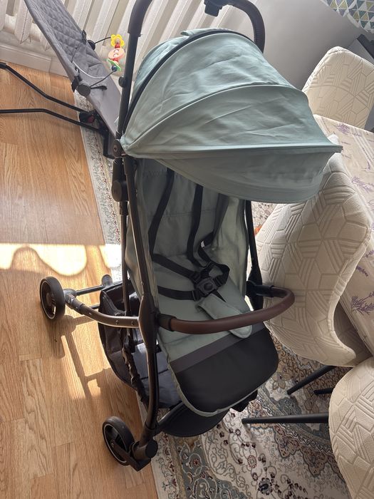 Каляска детская, все сезонная