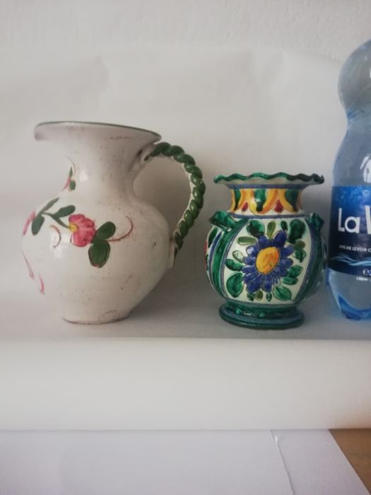 Vând carafa și vază din ceramică