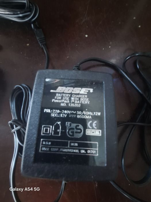 Зарядно устройство Bose