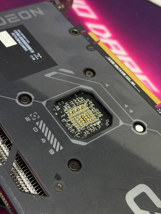 ASUS Dual AMD Radeon RX 7800 XT 16G