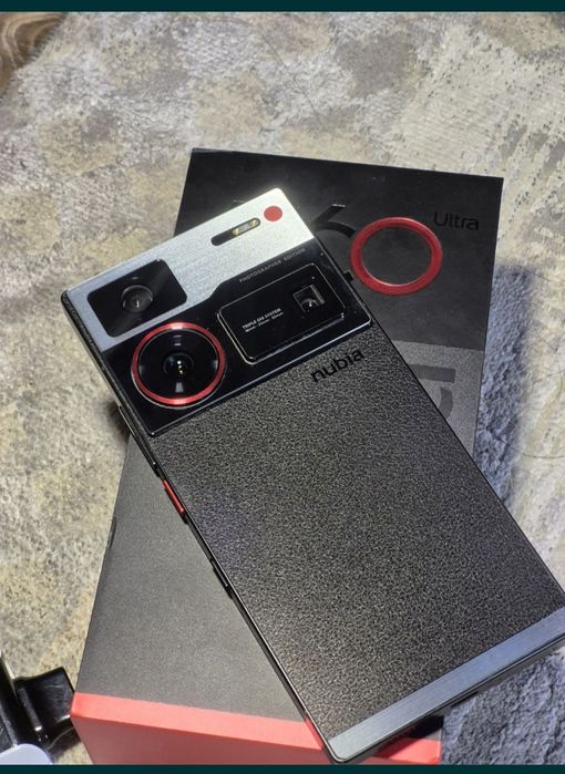 Nubia Z60 Ultra 16+13 GB Озу  512GB Памят