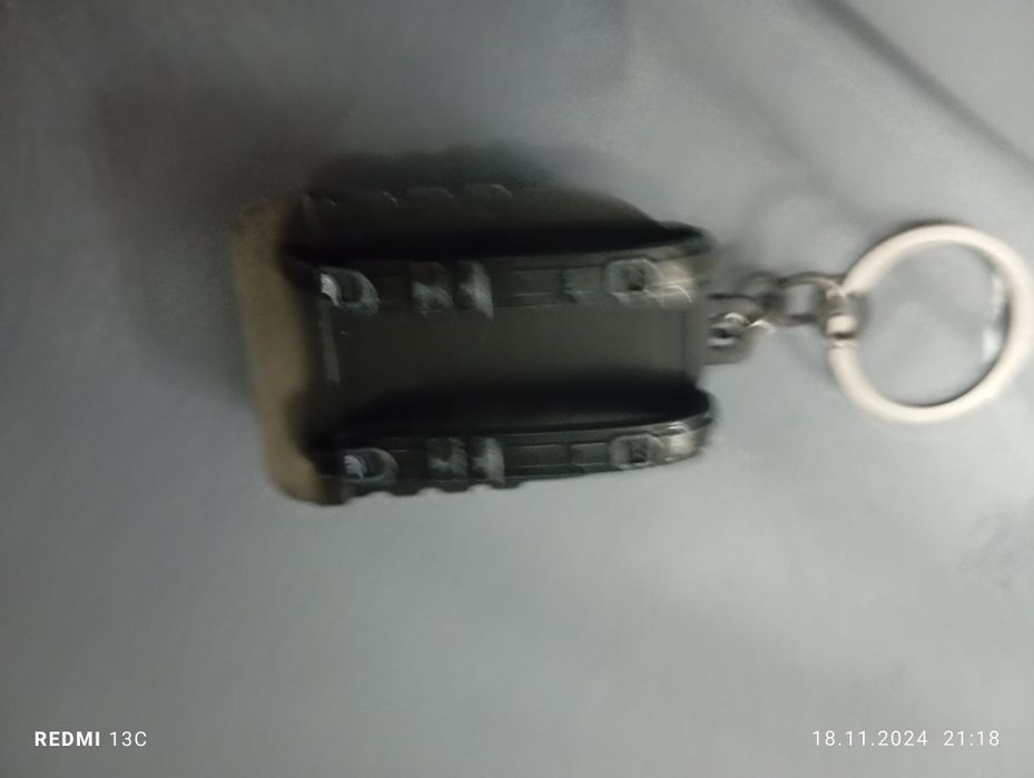 Брелок в виде рюкзака