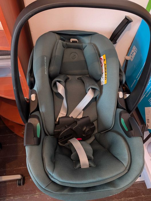 Scoică auto Maxi Cosi Pebble 360 Pro2, 40 - 87 cm, Essential Green