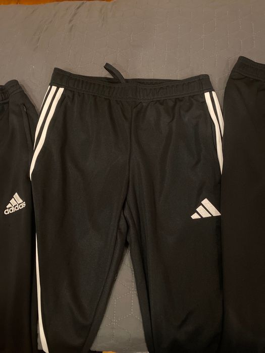 4 долнища по 20€ на долнище !!