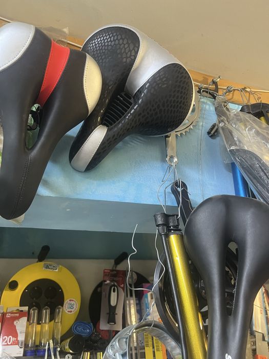 Велобагажник.Опорные колёсики .Сидушки